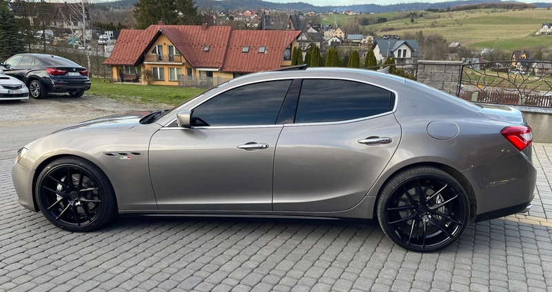 Maserati Ghibli cena 89000 przebieg: 169000, rok produkcji 2014 z Pruszków małe 106